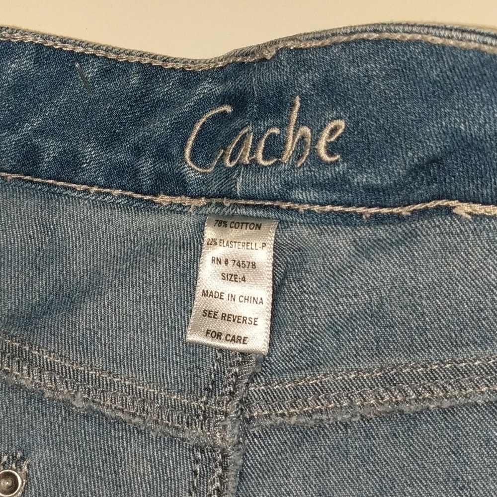 Ladies C A C H E Capris Size 4 With Diamonds - image 5